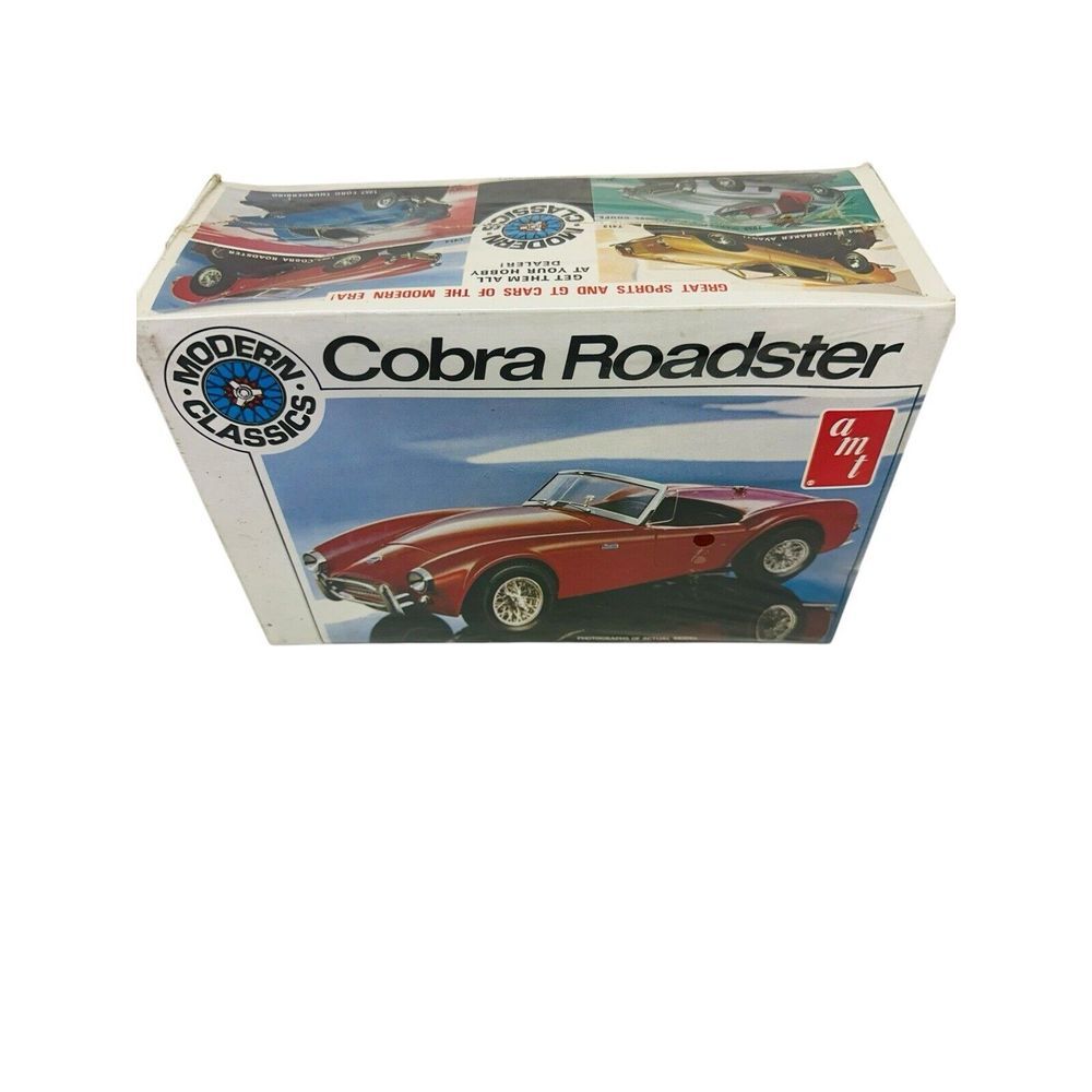 AMT Cobra Roadster Modern 1:25 Scale Classics Model Kit #T414 Factory Sealed NOS